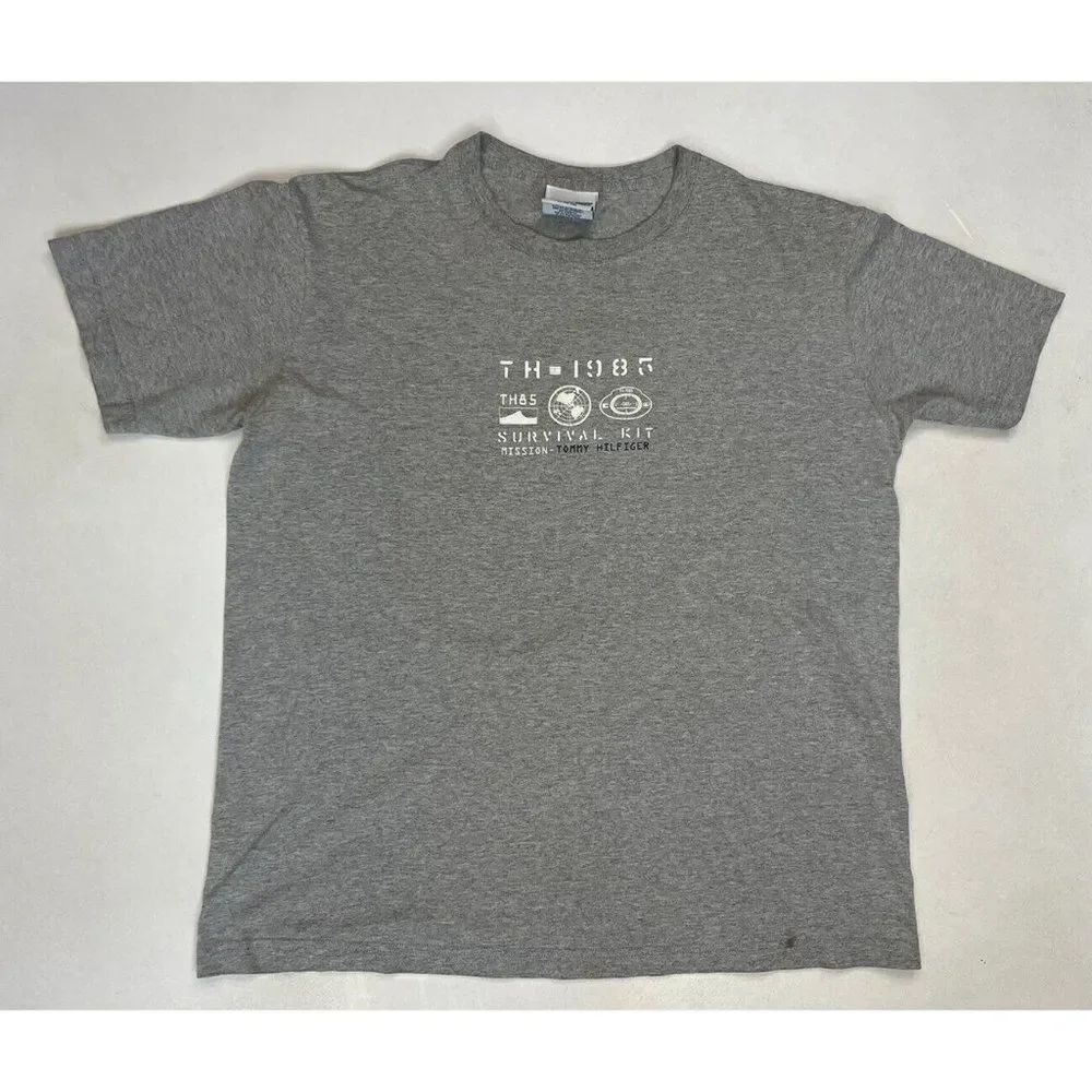 VINTAGE Tommy Hilfiger Survivor Kit Graphic T-shirt Men Large Gray USA 90s